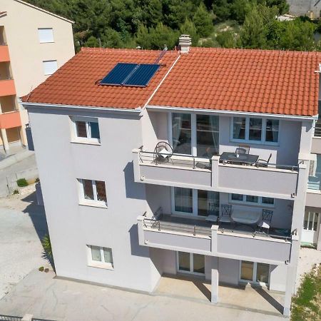 Apartmani Ticinovic Omis Ngoại thất bức ảnh