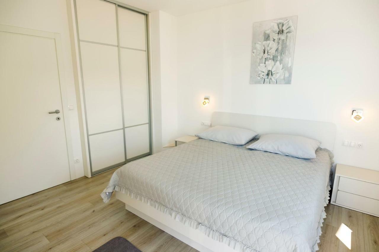 Apartmani Ticinovic Omis Ngoại thất bức ảnh