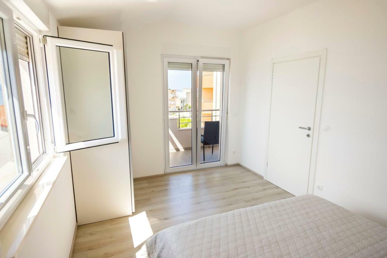 Apartmani Ticinovic Omis Ngoại thất bức ảnh