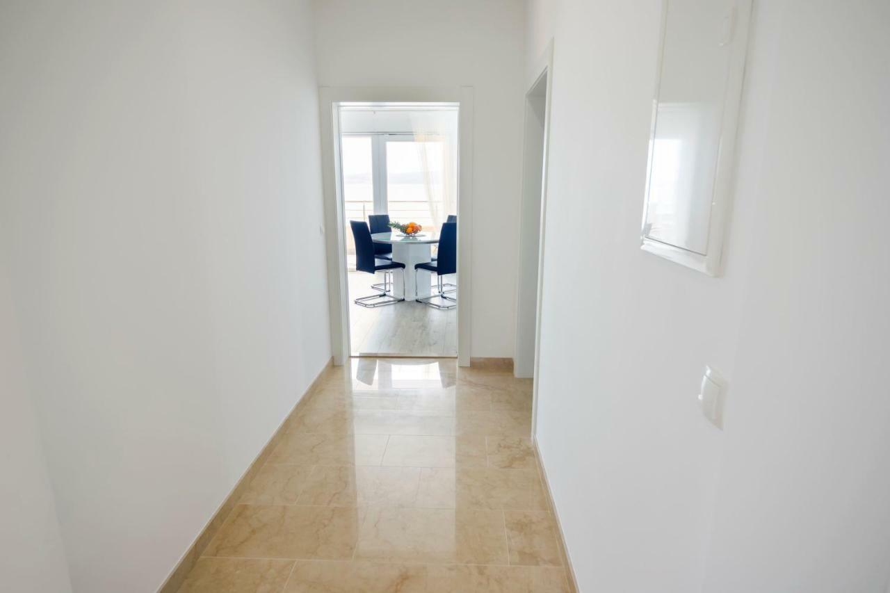 Apartmani Ticinovic Omis Ngoại thất bức ảnh