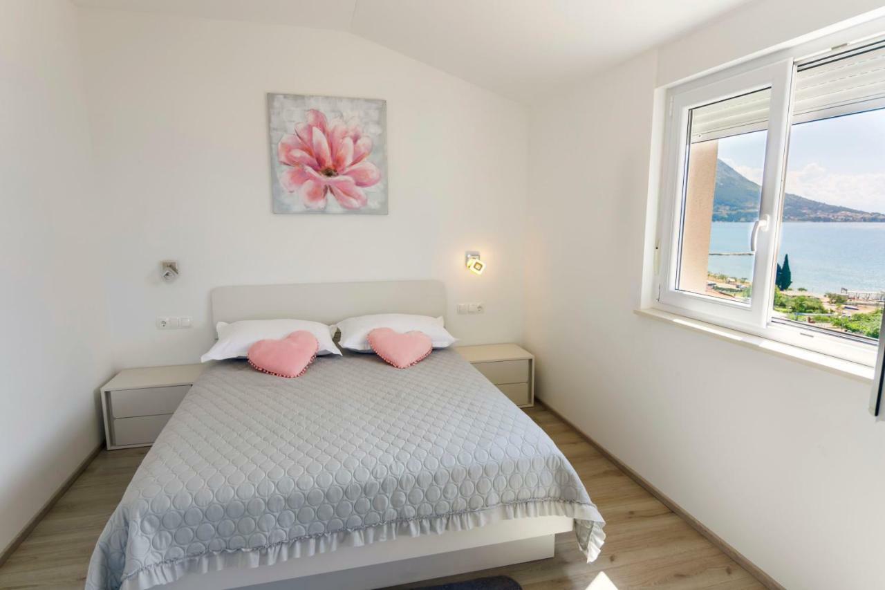 Apartmani Ticinovic Omis Ngoại thất bức ảnh