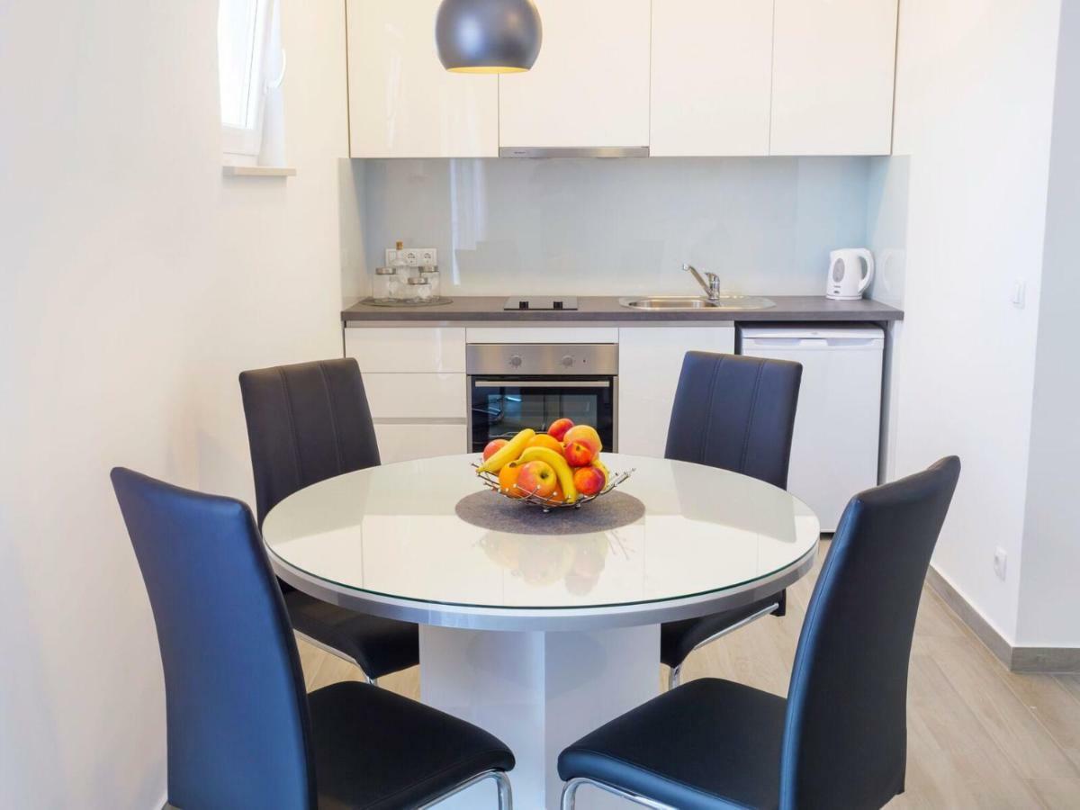Apartmani Ticinovic Omis Ngoại thất bức ảnh
