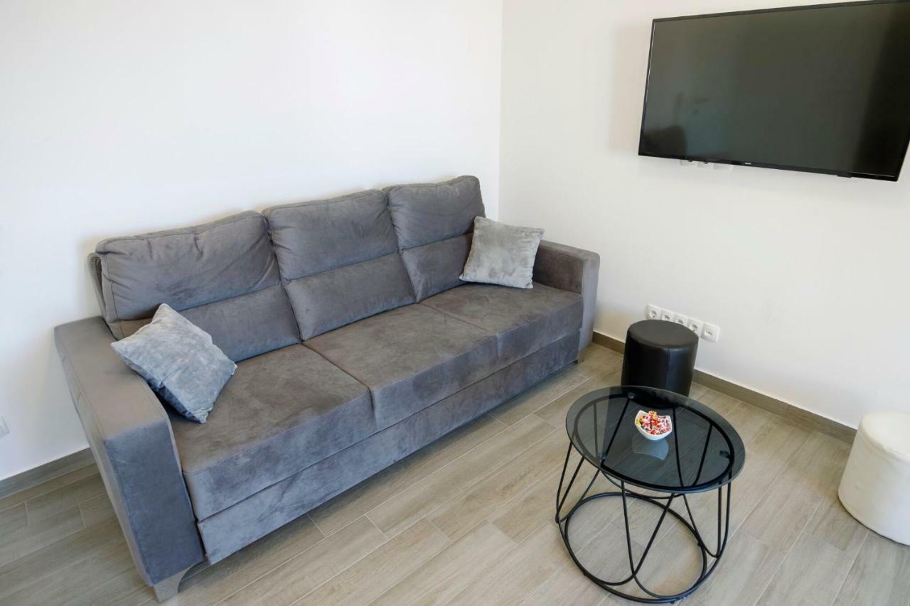 Apartmani Ticinovic Omis Ngoại thất bức ảnh
