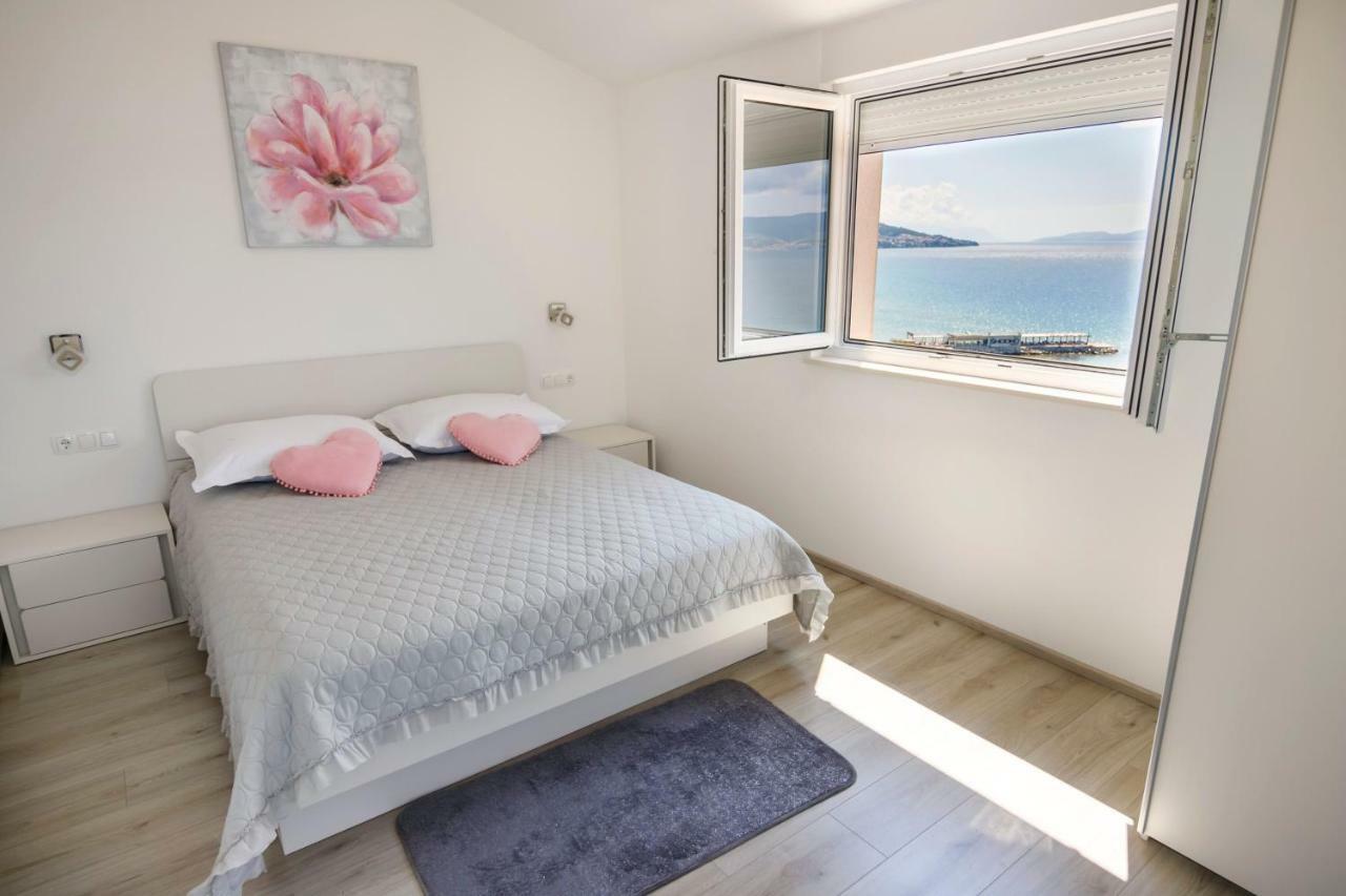 Apartmani Ticinovic Omis Ngoại thất bức ảnh